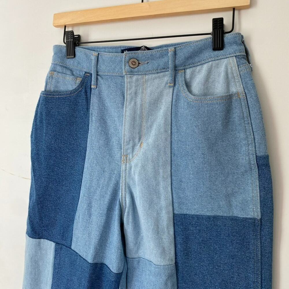 Hollister Womens Patchwork Jeans Size 27 x 27 Boho Hippie Straight Leg High Rise - Picture 2 of 12